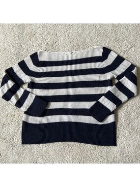 Women’s GAP striped boatneck sweater. Size M